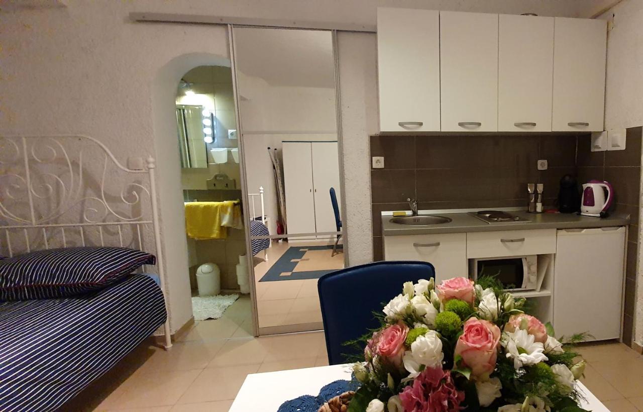 Apartments Dora Crikvenica Extérieur photo