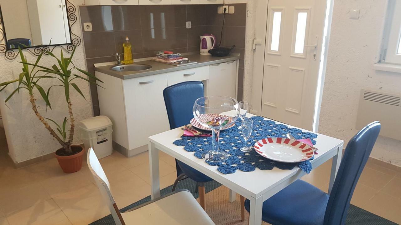Apartments Dora Crikvenica Extérieur photo